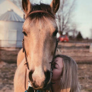 Meet your Posher, Jenna